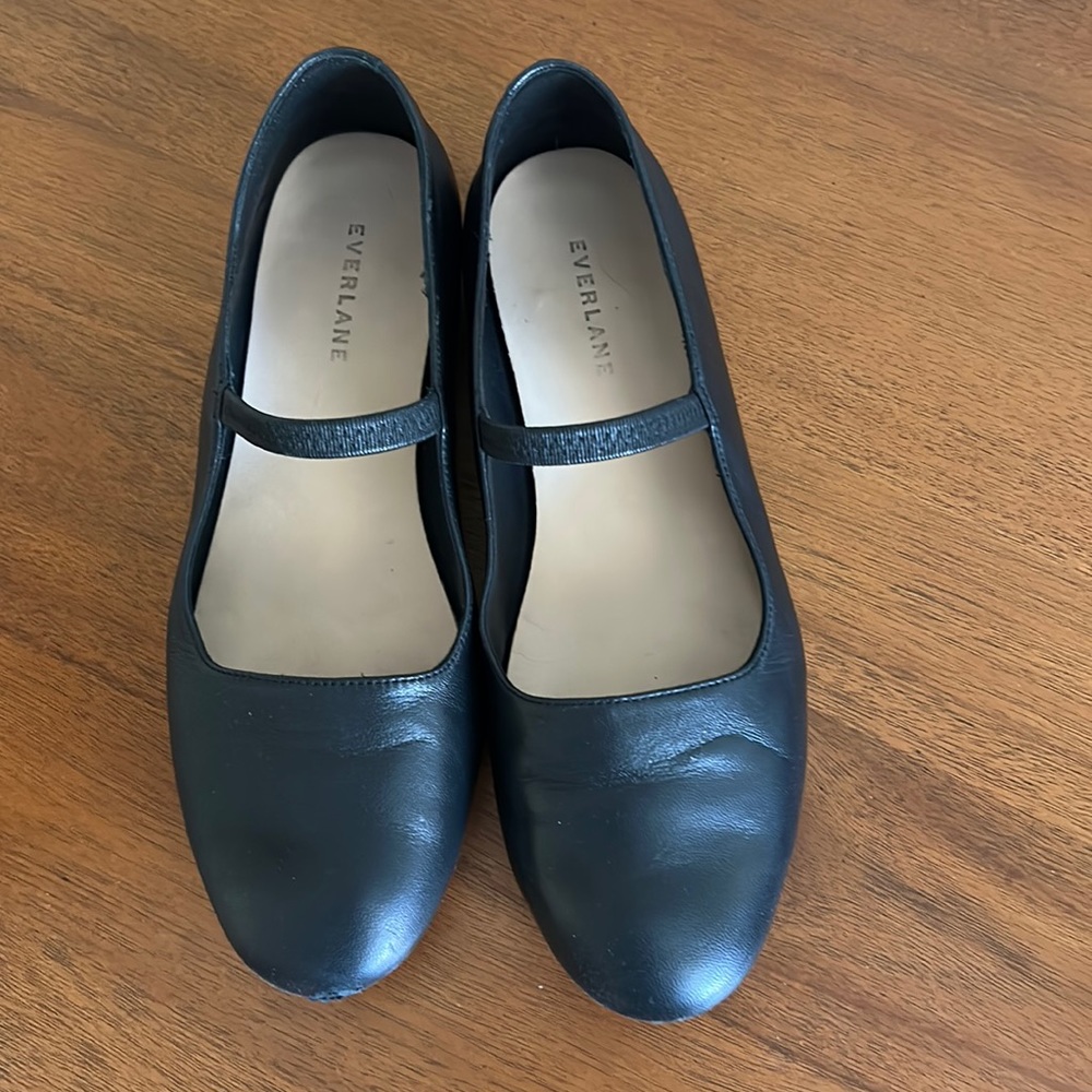 Everlane Black Mary Janes size 8